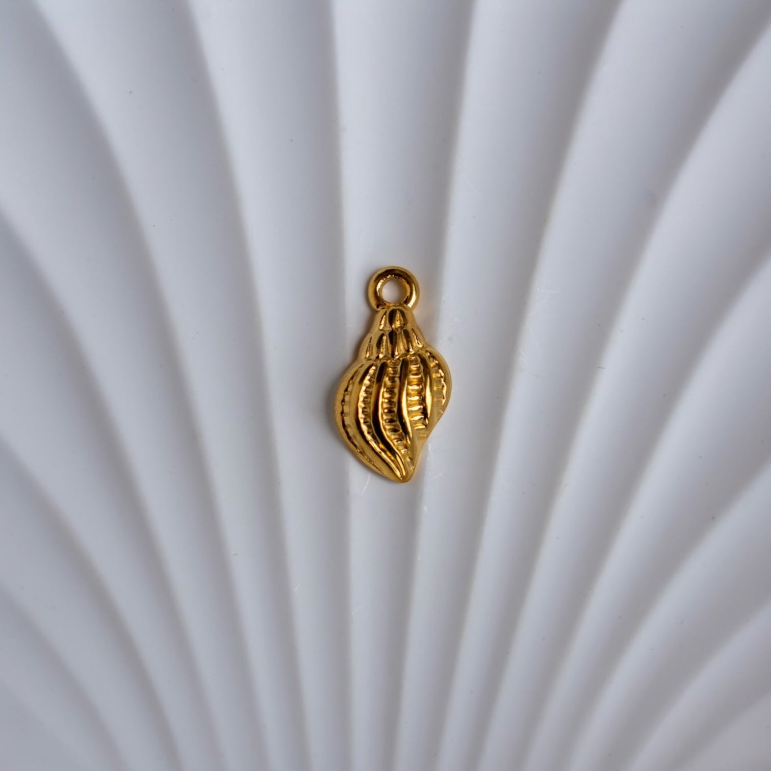 Grigri Coquillage Spirale Doré